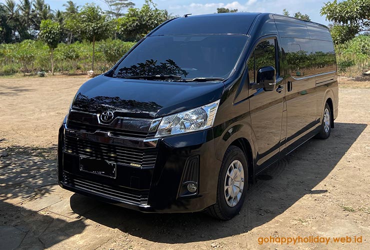 HiAce Premio