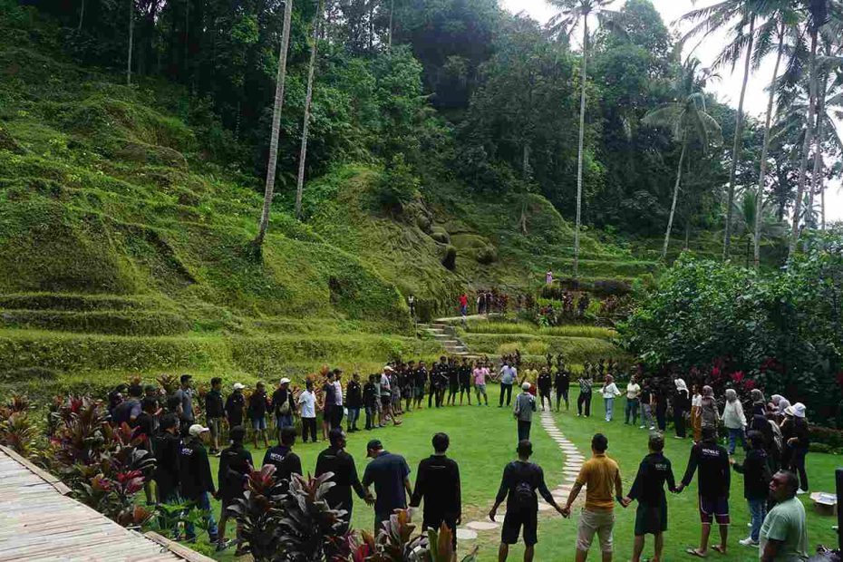 Outbond Bali